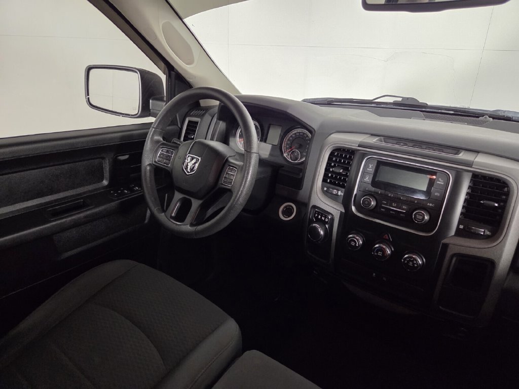 Used 2019 RAM 1500 Tradesman w/ Chrome Plus Package RWD image 28