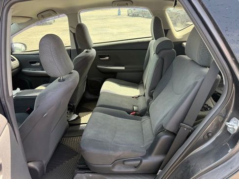 Used 2014 Toyota Prius V Three FWD image 10