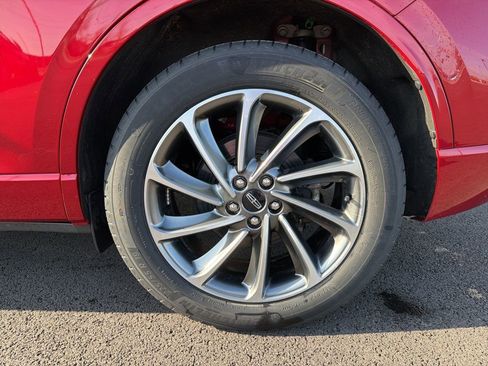 Used 2024 Lincoln Corsair Grand Touring w/ Equipment Group 301A image 16