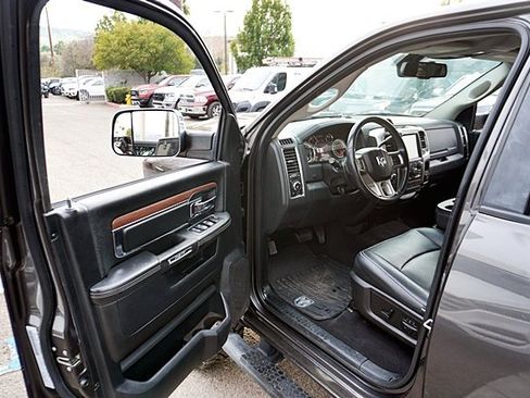 Used 2016 RAM 3500 Laramie image 41