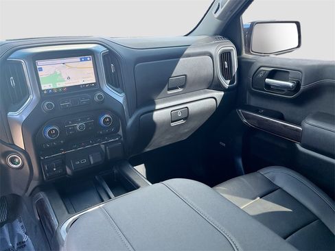 Used 2022 Chevrolet Silverado 1500 LTZ w/ LTZ Convenience Package II image 25