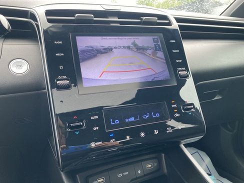 Used 2022 Hyundai Santa Cruz SEL Premium AWD/4WD image 29