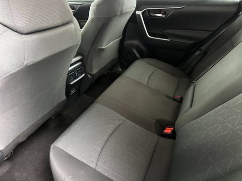 Used 2025 Toyota RAV4 XLE FWD image 11