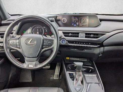 Used 2022 Lexus UX 250h F Sport w/ Accessory Package (Z2) image 18