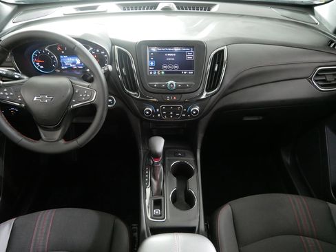 Certified 2024 Chevrolet Equinox RS image 10