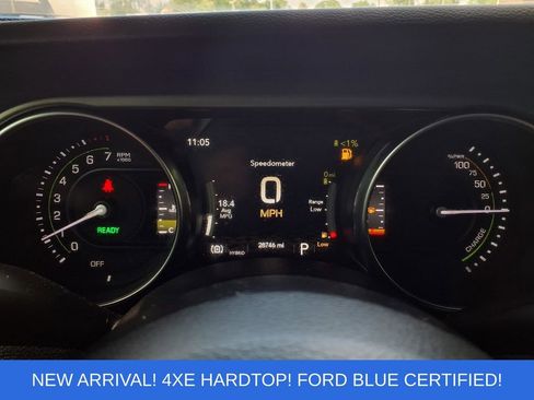 Used 2023 Jeep Wrangler Unlimited AWD/4WD image 16
