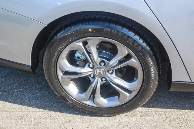 Used 2023 Honda Accord EX image 11