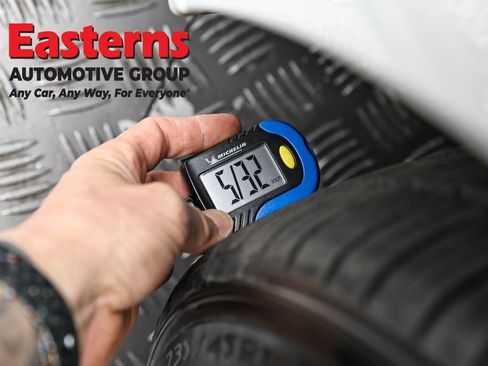 Used 2019 Tesla Model 3 Long Range image 25