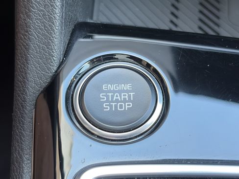Used 2025 Kia Sportage SX FWD image 28