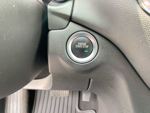 Certified 2024 Chevrolet Equinox LT AWD/4WD image 16