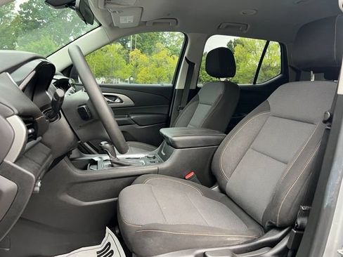 Used 2019 Chevrolet Traverse LS FWD image 12