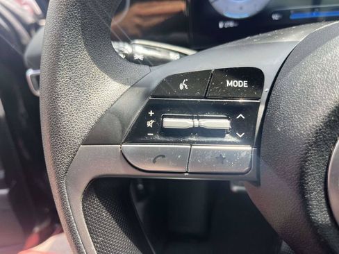 Used 2024 Hyundai Elantra SEL FWD image 16