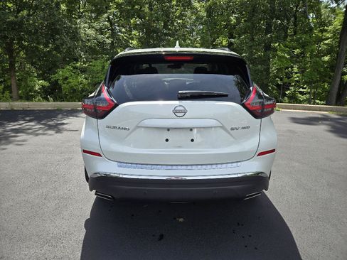 Used 2023 Nissan Murano SV AWD/4WD image 8