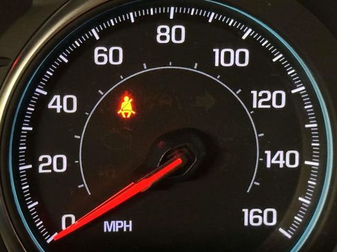 Used 2023 Chevrolet Traverse LT AWD/4WD image 30