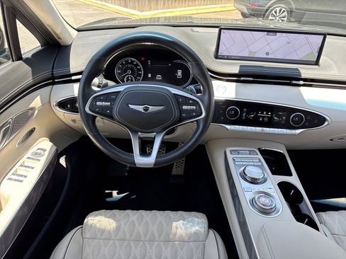 Used 2025 Genesis GV70 3.5T Sport w/ Sport Advanced Package AWD/4WD image 12