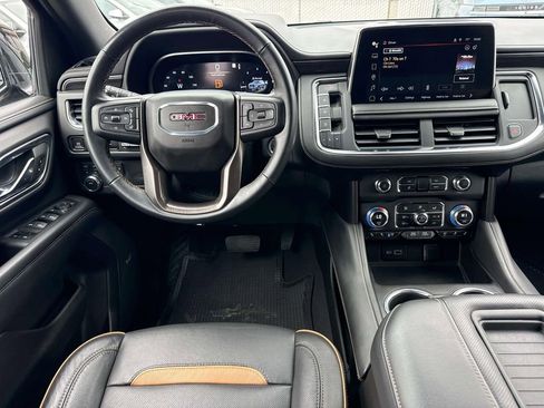 Used 2023 GMC Yukon XL AT4 w/ AT4 Premium Package AWD/4WD image 15