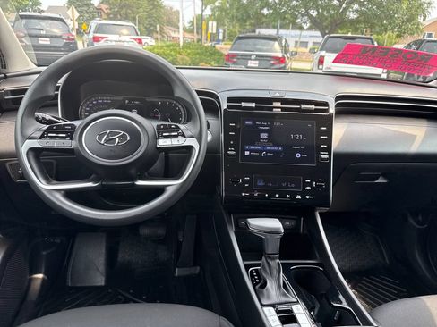Certified 2024 Hyundai Tucson SEL AWD/4WD image 22