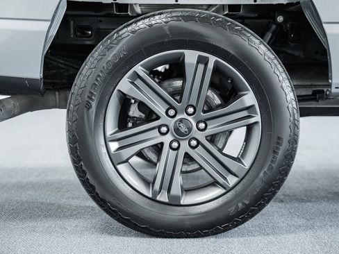 Certified 2023 Ford F150 Lariat w/ Equipment Group 502A High image 19