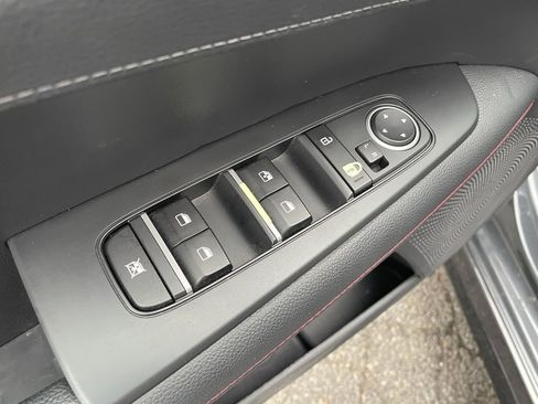 Used 2024 Kia Forte GT w/ GT2 Package image 11