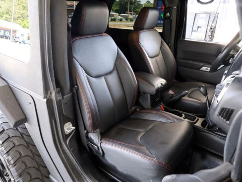 Used 2014 Jeep Wrangler Sport AWD/4WD image 20