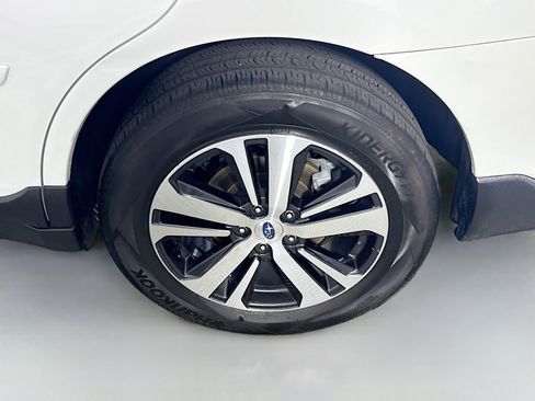 Used 2019 Subaru Outback 2.5i Limited image 37