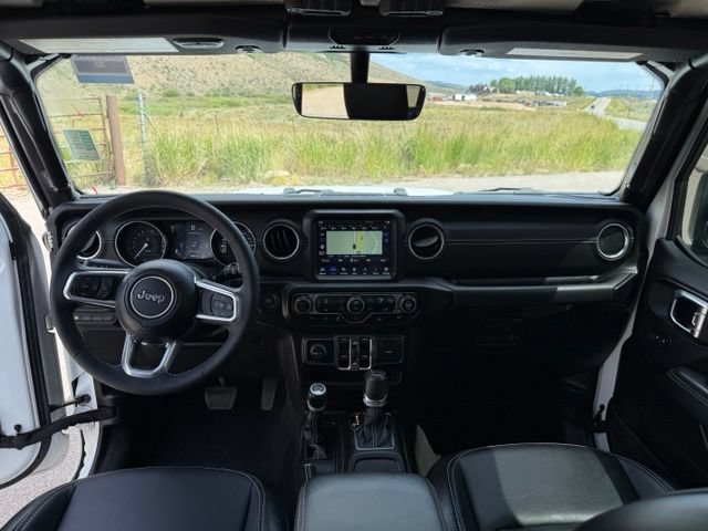 Used 2023 Jeep Wrangler Unlimited Sahara AWD/4WD image 30