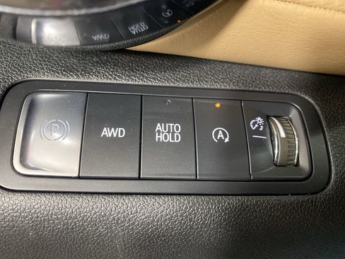 Used 2025 Chevrolet Equinox ACTIV w/ Safety and Technology Package image 23