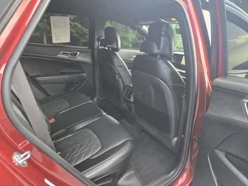 Used 2025 Kia Sportage X-Line AWD/4WD image 25