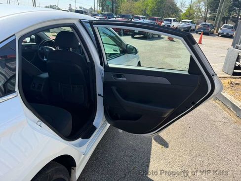 Used 2019 Hyundai Sonata SE image 11