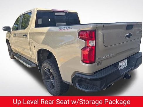 Used 2022 Chevrolet Silverado 1500 LT Trail Boss w/ Convenience Package II image 11