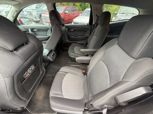 Used 2013 Chevrolet Traverse LT w/ LPO, 'HIT The Road' Package AWD/4WD image 11