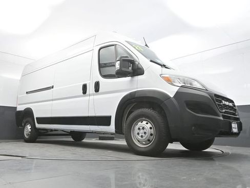 Used 2023 RAM ProMaster 2500 FWD image 30