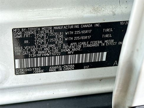 Used 2021 Toyota RAV4 LE image 27