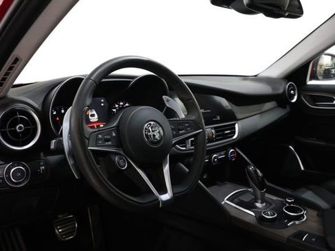 Used 2017 Alfa Romeo Giulia Ti w/ TI 19" Sport Package AWD/4WD image 14