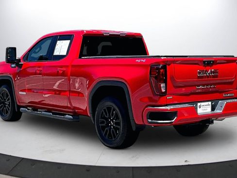 Used 2022 GMC Sierra 1500 Elevation w/ Max Trailering Package AWD/4WD image 7
