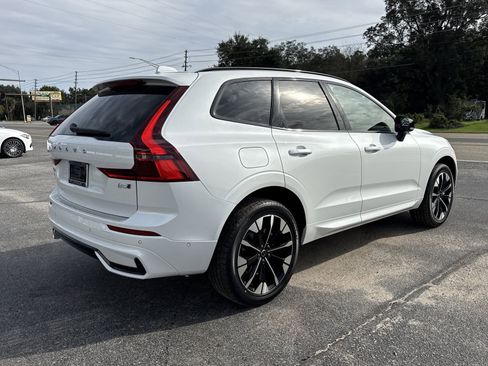 New 2026 Volvo XC60 B5 Plus w/ Protection Package Premier image 5