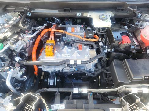 New 2026 Cadillac Optiq Sport 1 w/ LPO, Floor Liner Package image 22