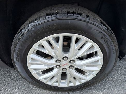 Used 2024 GMC Acadia Elevation w/ Luxury Package FWD image 20