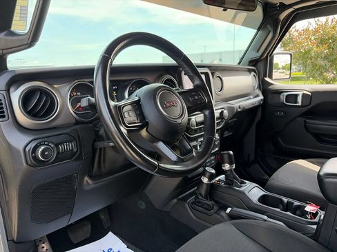 Used 2021 Jeep Wrangler Unlimited Sport AWD/4WD image 45