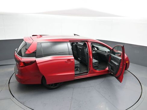 Certified 2023 Honda Odyssey Sport image 47