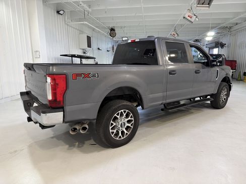 Used 2021 Ford F250 XL w/ STX Appearance Package image 5