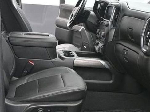 Used 2021 Chevrolet Silverado 1500 LTZ w/ LTZ Convenience Package II image 10