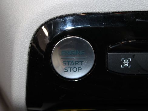 Used 2023 Ford Escape Platinum AWD/4WD image 27