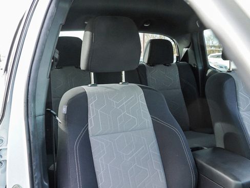 Used 2023 Toyota Tacoma TRD Off-Road image 23