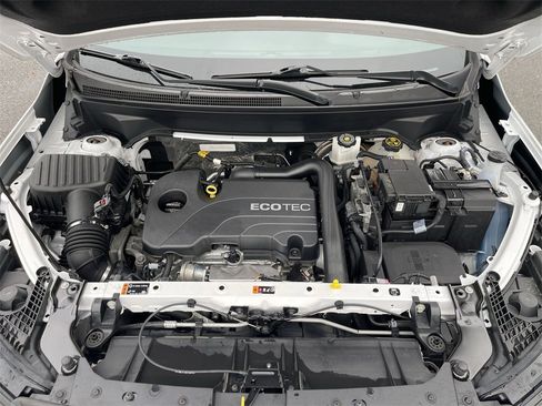 Used 2022 GMC Terrain SLT image 28