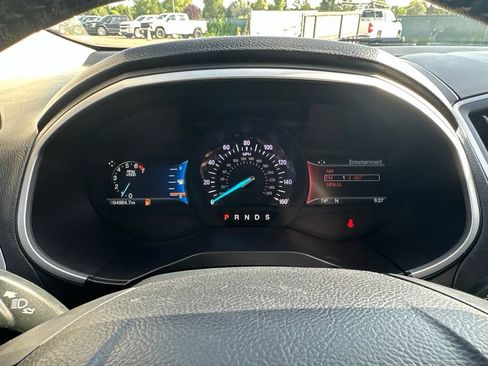 Used 2017 Ford Edge SEL w/ Equipment Group 201A AWD/4WD image 2