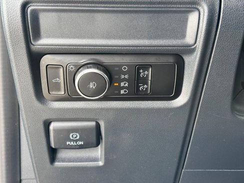 Used 2024 Ford F150 STX image 19