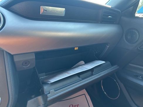 Used 2022 Ford Mustang GT Premium image 40