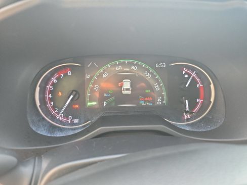 Used 2024 Toyota RAV4 XLE FWD image 18