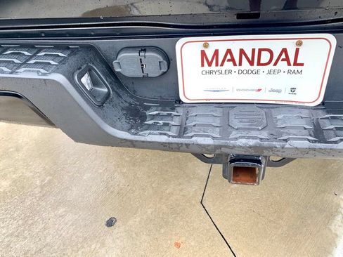 Used 2023 Toyota Tacoma SR AWD/4WD image 40
